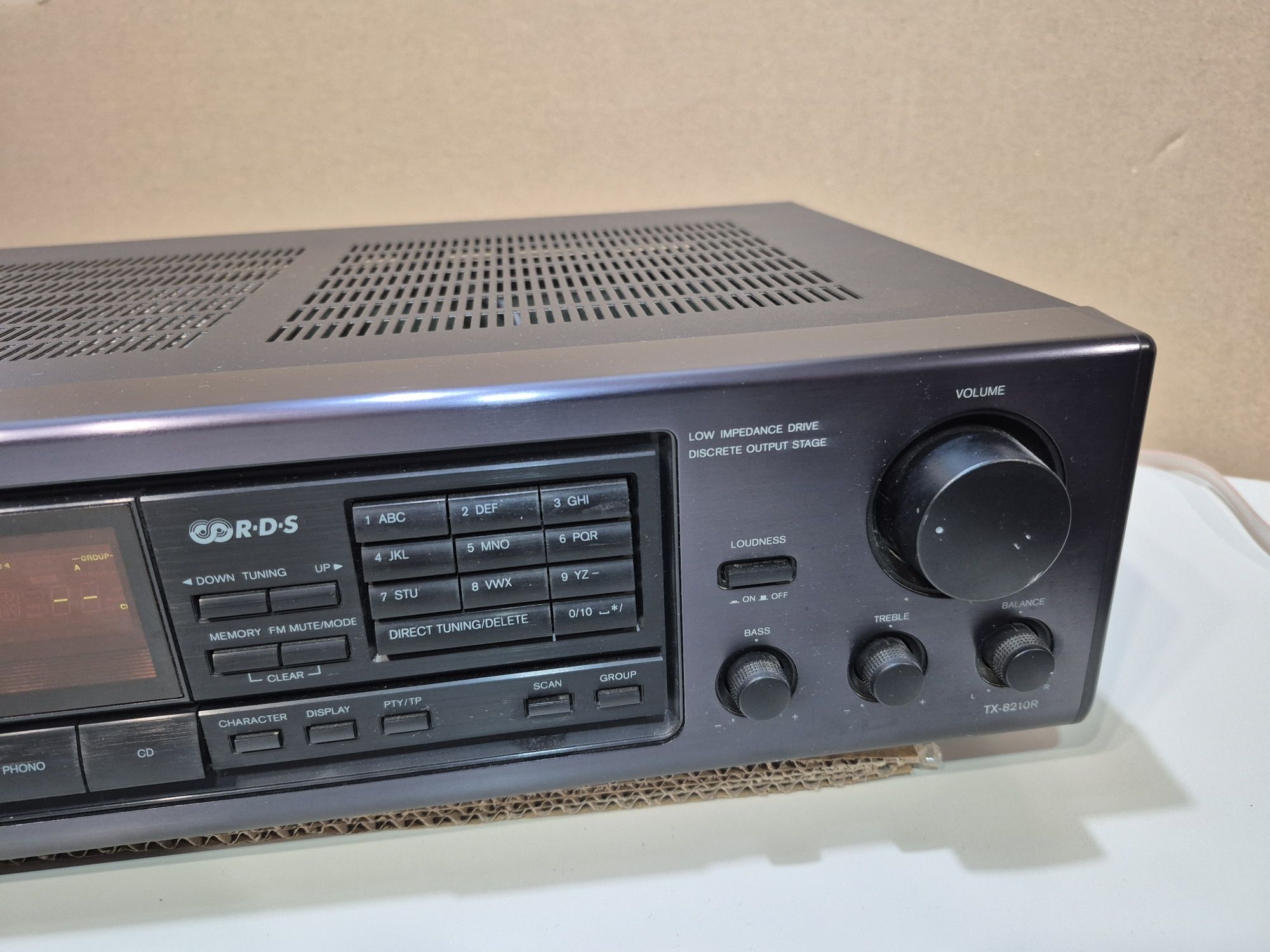 Amplituner Onkyo TX-8210 R