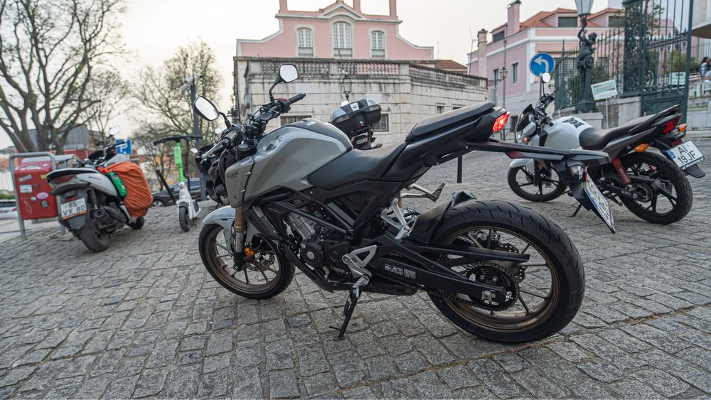 Honda CB125R 2022