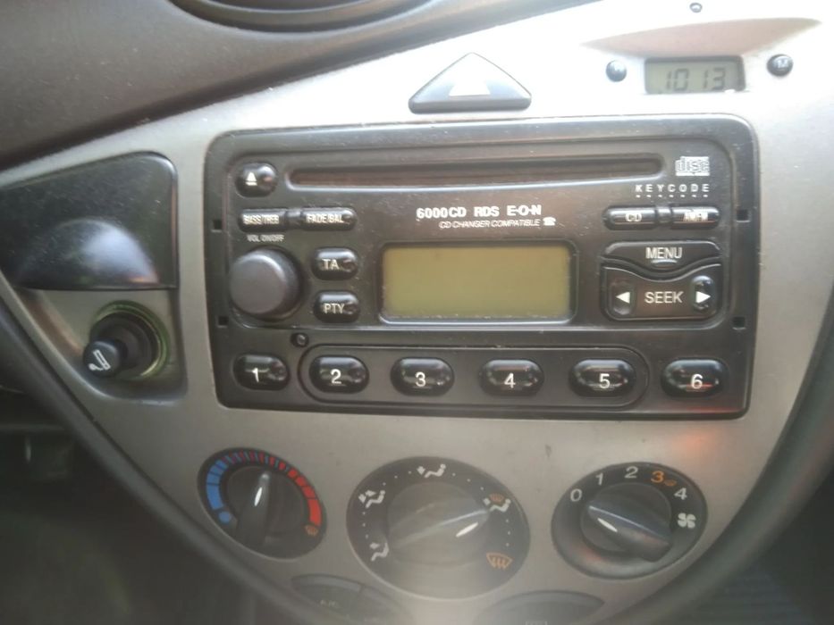 Ford Focus MK1 TDCi radio