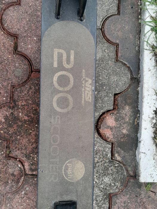 Hulajnoga Scooter 200