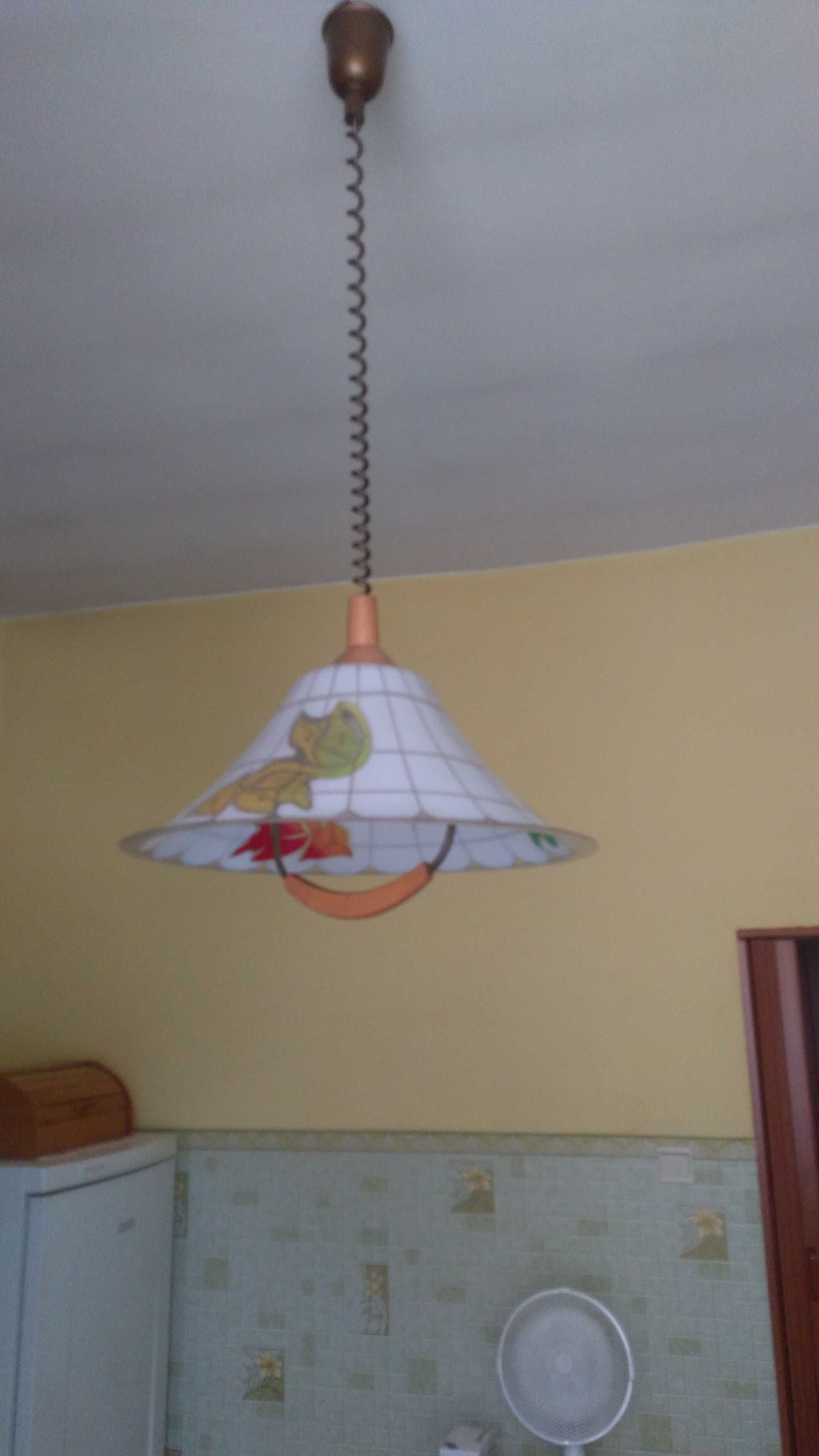 Lampa  kuchenna  klosz z tworzywa