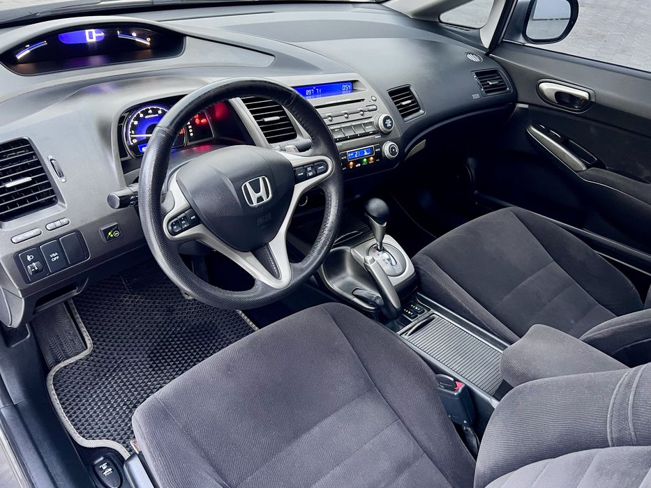 Honda Civic АВТОМАТ 1.8 ГАЗ/Бензин