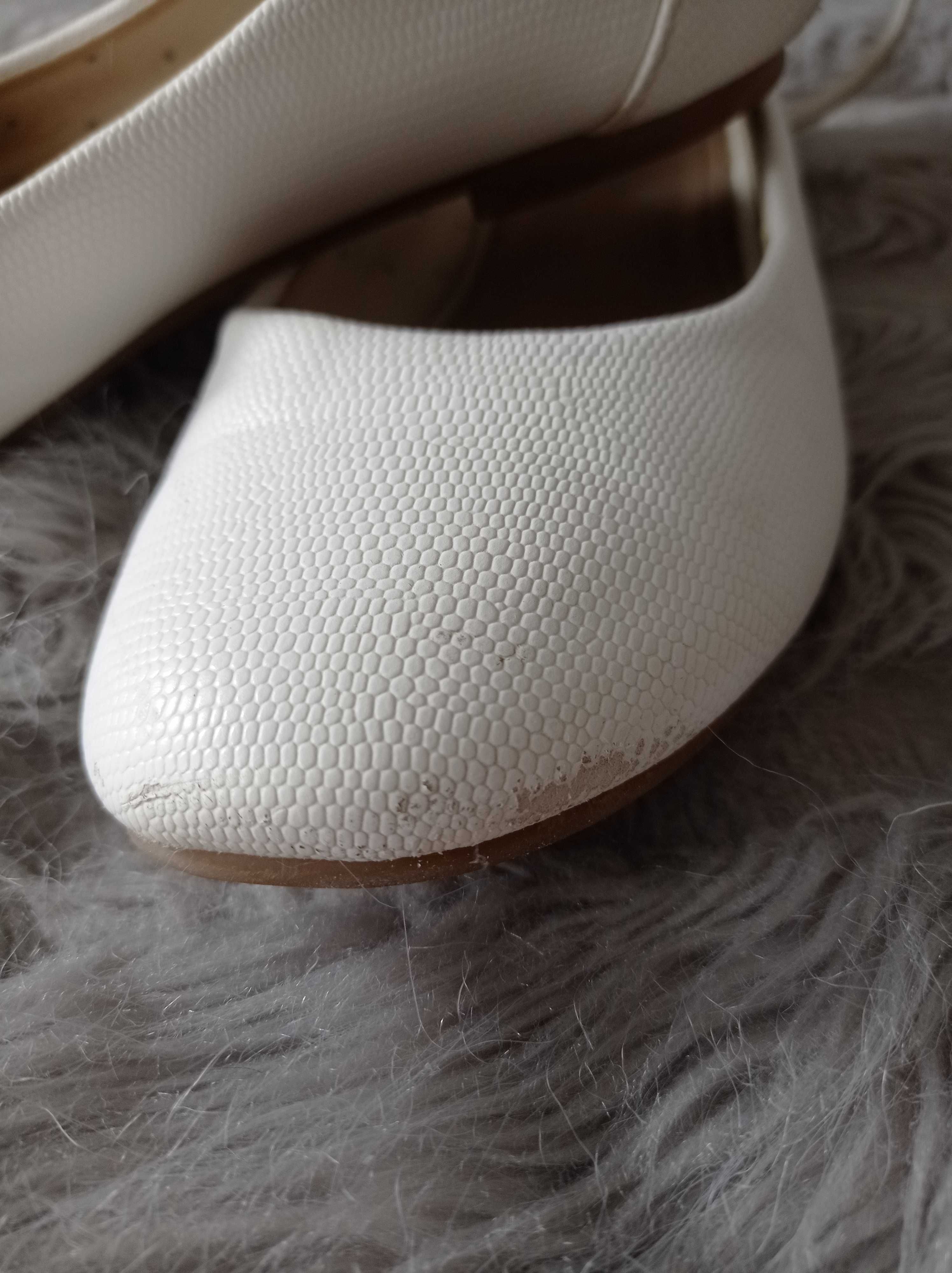 Buty komunijne dziewczynka
