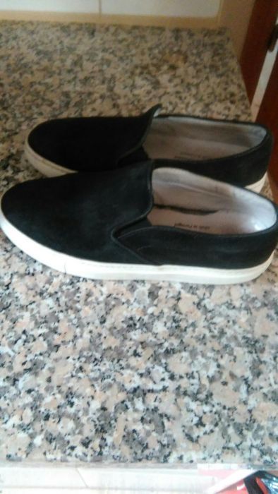 Sapatilhas em pele