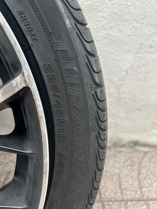 Jante e Pneu BMW Original 225 45 r18 (só uma)