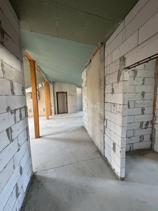 Продається простора квартира по вул.Пасічна