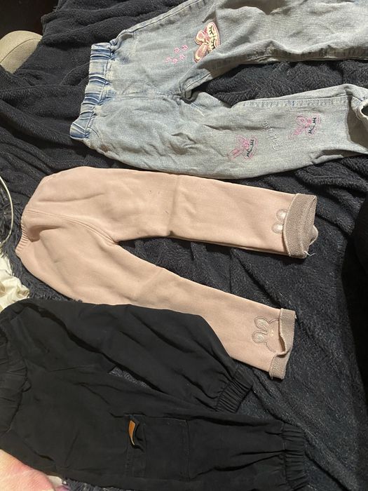 Штани на дівчинку 2,5-3 роки