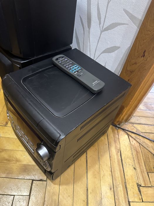 Музичний центр Aiwa NSX-32 з блютуз тюнером