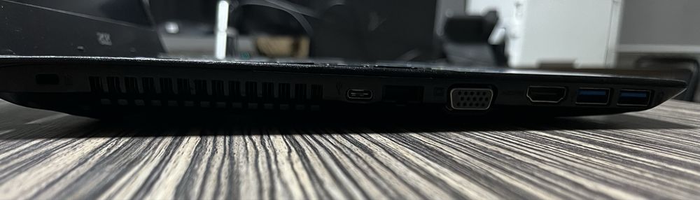 Ноутбук Aser Aspire E5-575