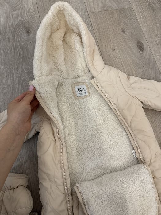 Зимовий комбінезон Zara 80 розмір( маломірить)