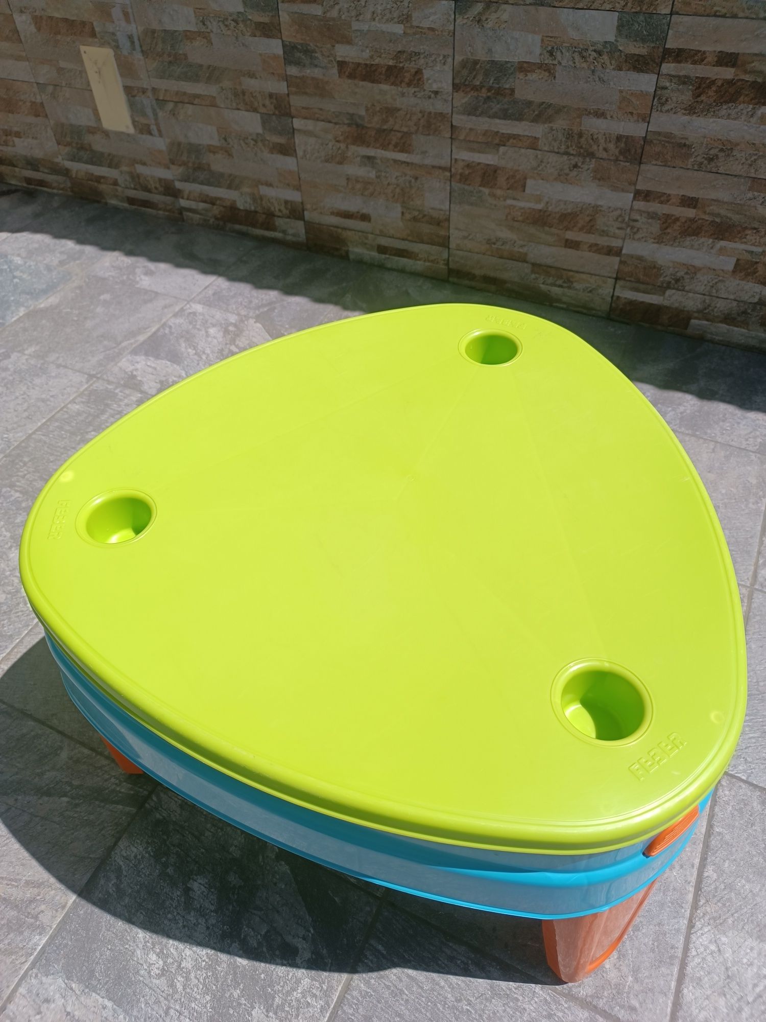 Mesa atividades Feber