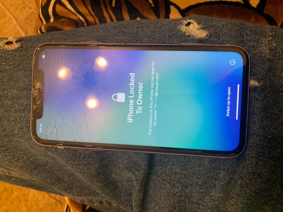 iPhone 11 64 айклауд