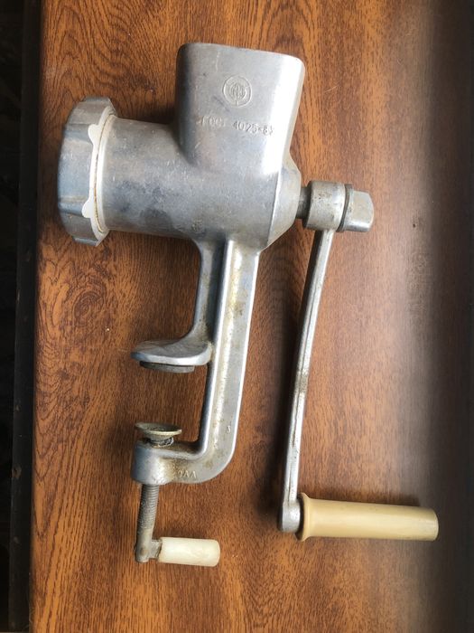 Мясорубка алюмінієва