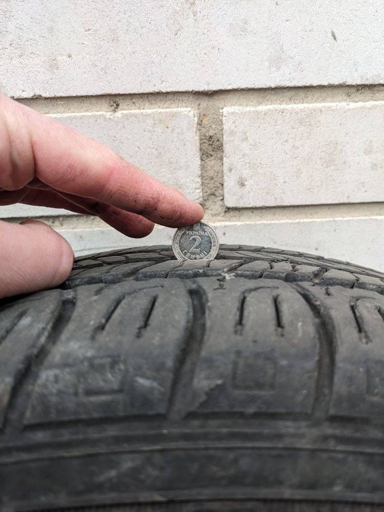 215/55 17 літо Goodyear Assurance