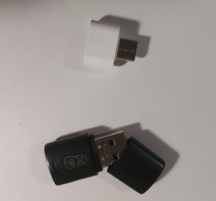 Цифровий фотоапарат benjie