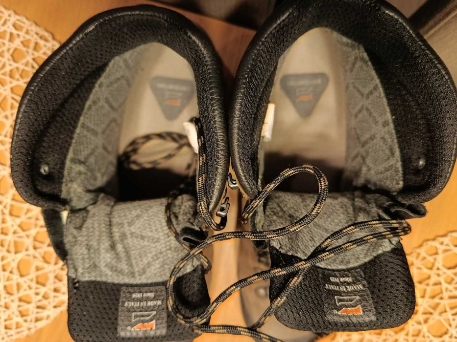 Buty trekkingowe Zamberlan ,Vibram,  roz 42 jak nowe