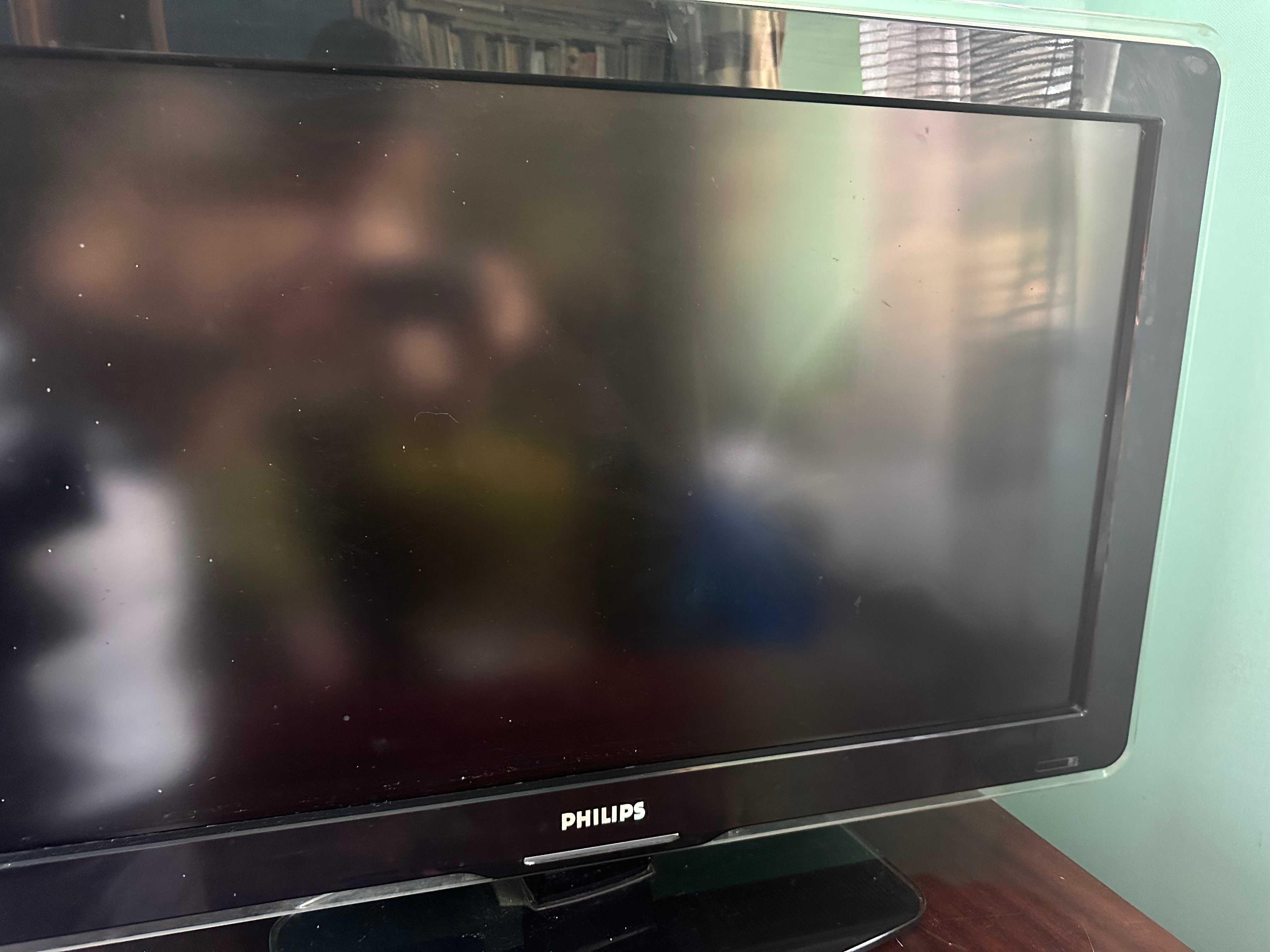 Телевізор Philips32PFL7603D/12 розбита матриця