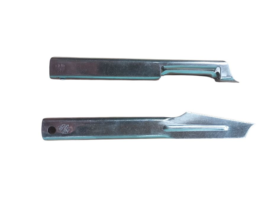 Набір кухонних ножів та приладдя