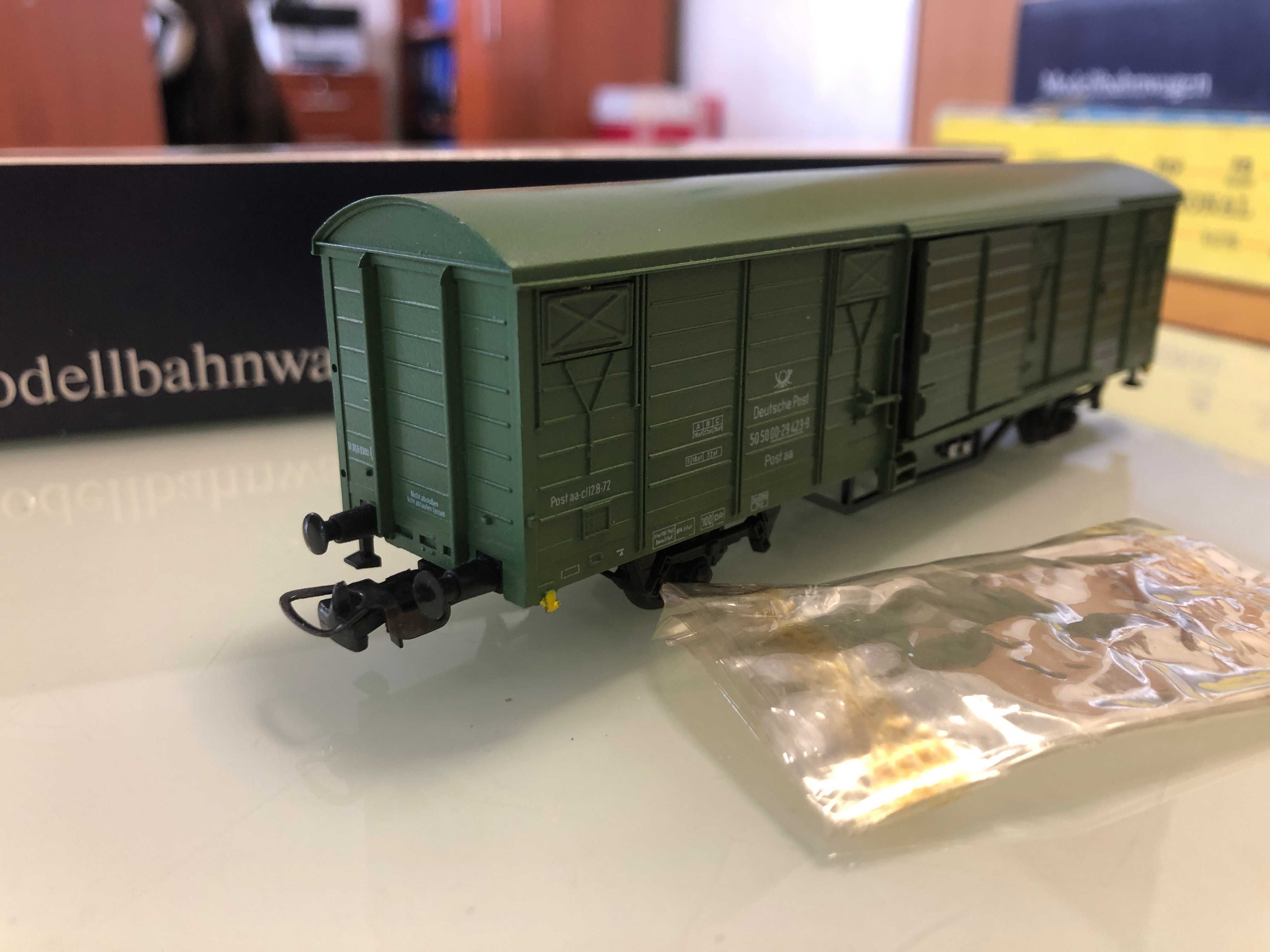 Wagon Piko H0 1/87 kolekcjonerski pocztowy