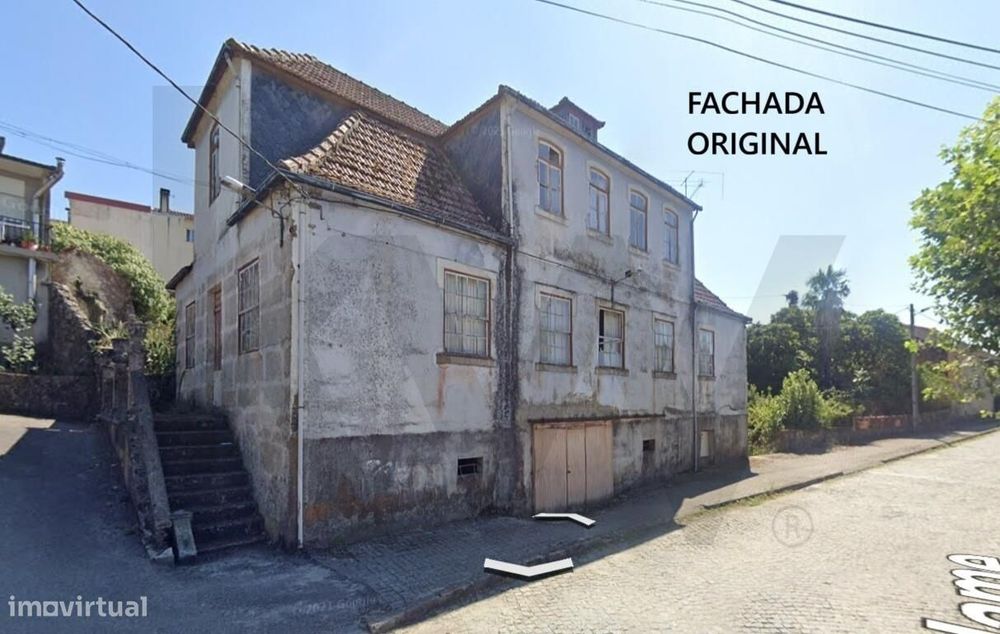 Moradia de 3 pisos em Pedra com 590m2 de ABC, em lote de 718 m2,  para