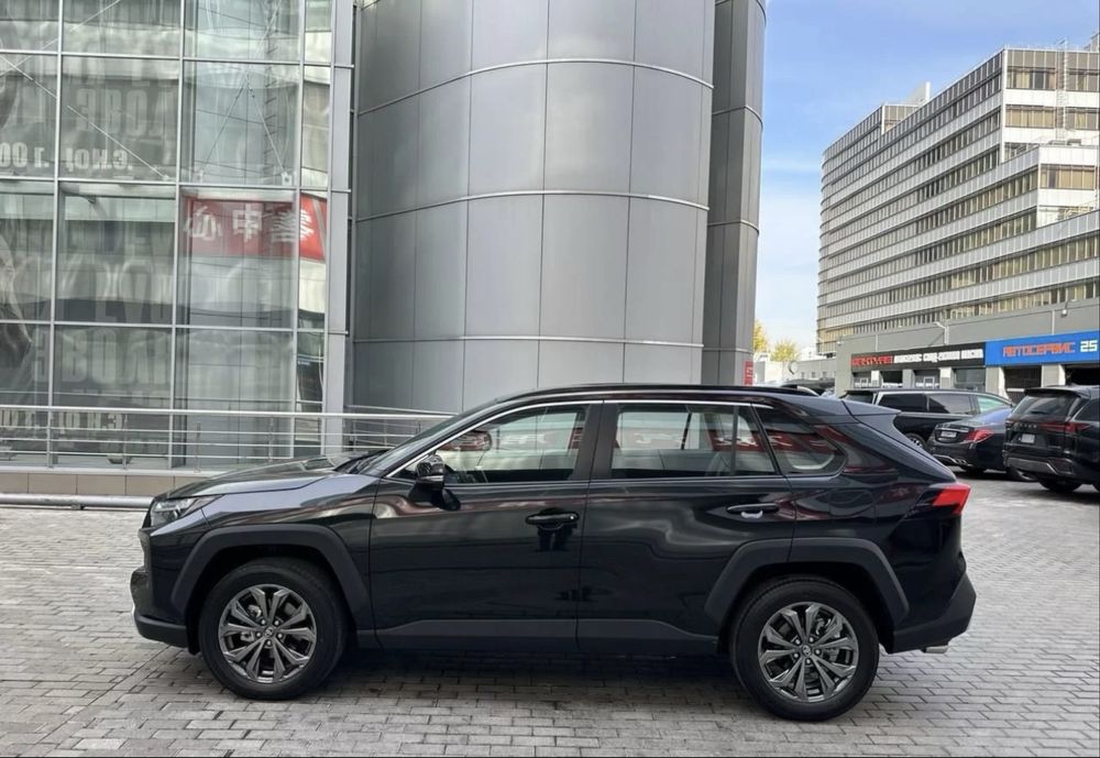 Toyota RAV4 2.0 CVT, 2025, 1 км