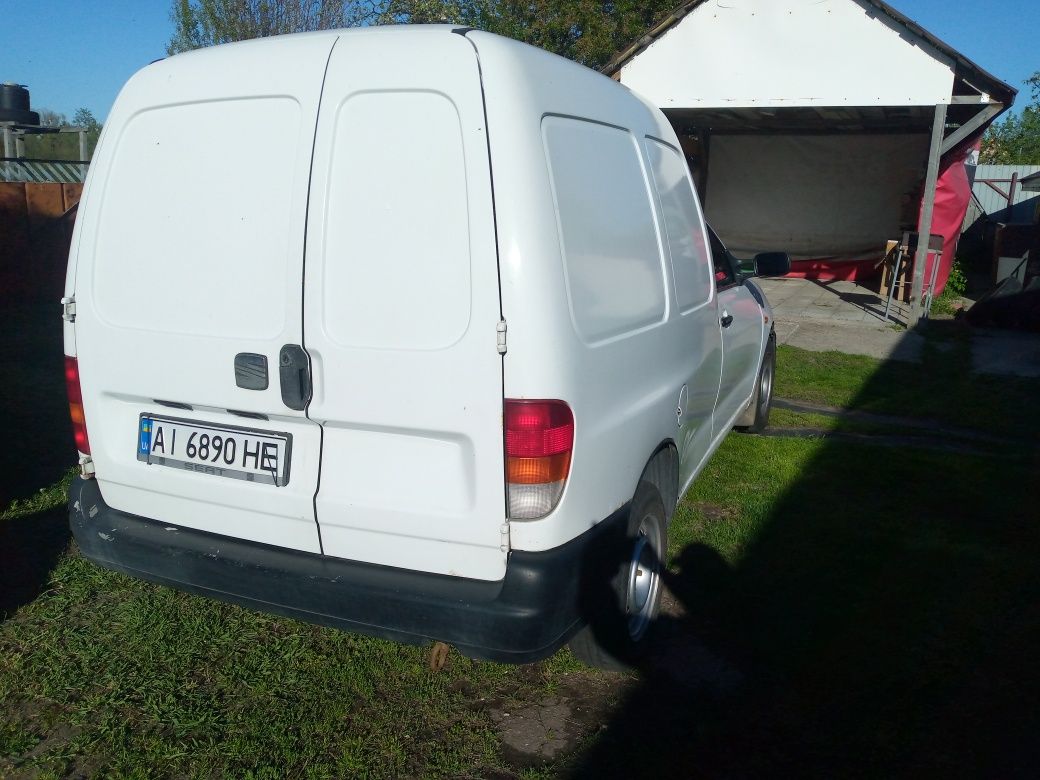 Сеат Інка 1,4 2003