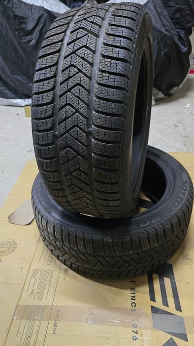 Opony zimowe 235/45R17 V Pirelli SOTTOZERO3  JAK NOWE