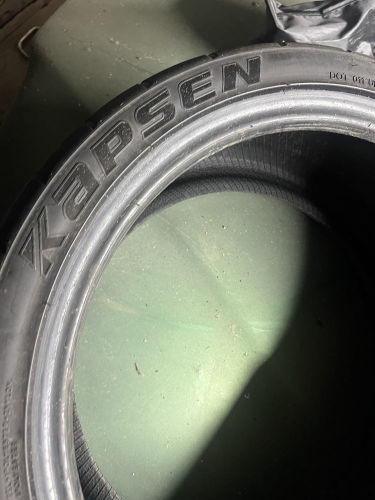 Kapsen полуслик 255/35 R18