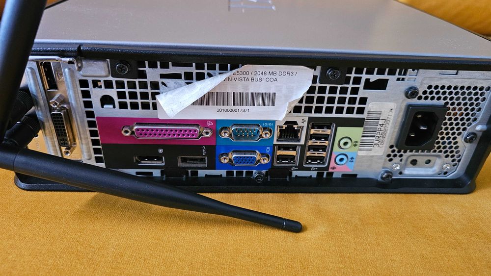 Dell Optiplex 780 SFF C2Q Q9550 8GB RAM AMD Radeon 2GB WiFi  + części