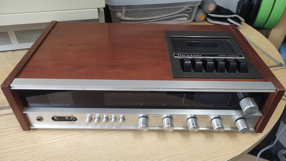 Rexton SE4417 Am FM Stereo