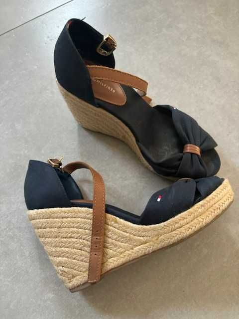 Espadryle na koturnie Tommy Hilfiger 38