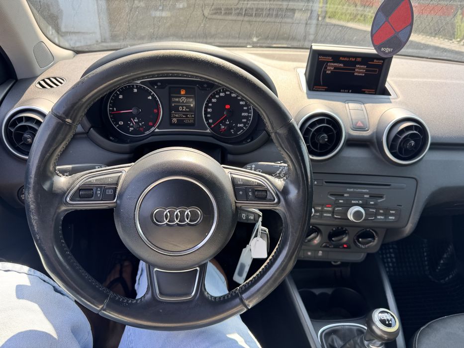 Audi A1 1.6TDi 90CV Attraction