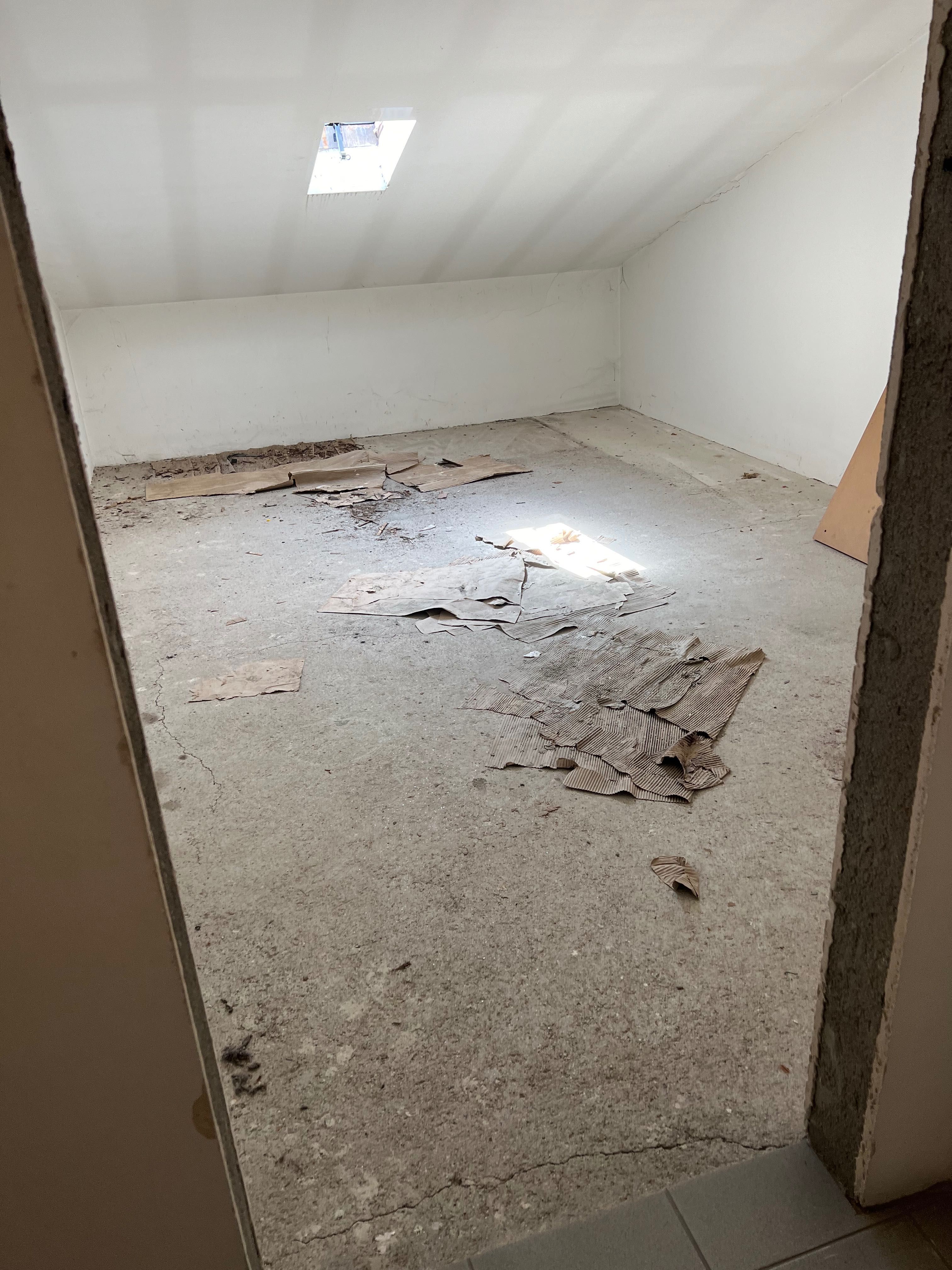 Vende-se Arrumo em Lamego