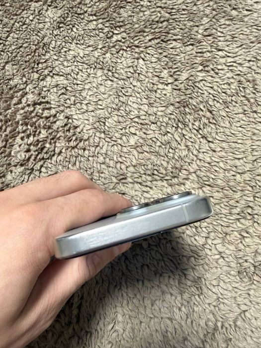 Iphone 15pro natural titanium 128 гб