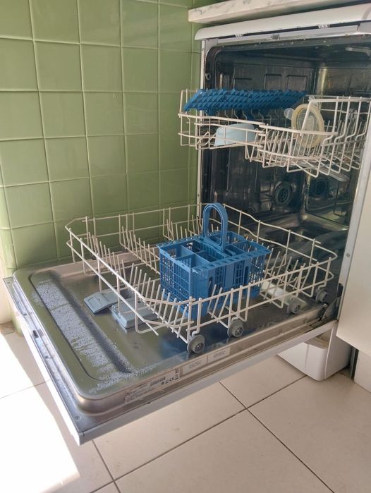 Máquina lavar Loiça