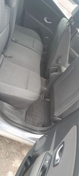 Рено меган 3 газ/бензин