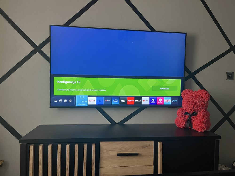 Telewizor Samsung Qled  55 Cali praktycz