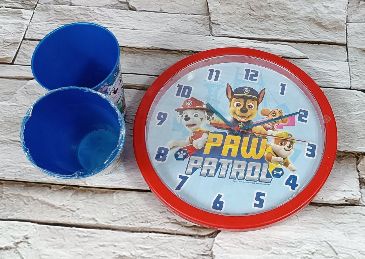 Zegar ścienny + 2 kubki  Psi Patrol