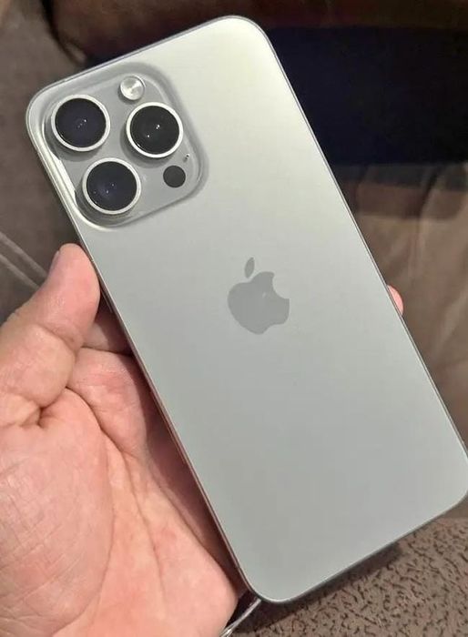 iPhone 15 pro max 256 GB