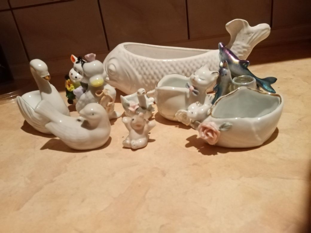 Figurki porcelanowe ręcznie zdobione