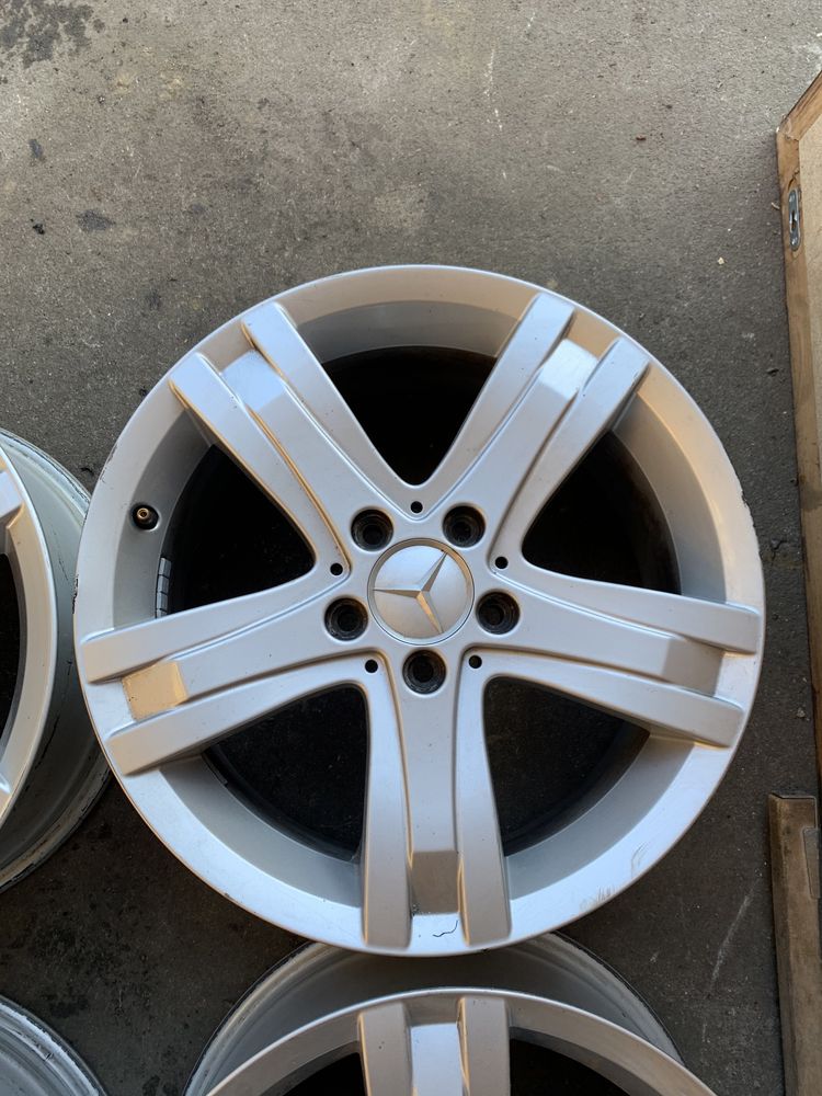 Alufelgi Mercedes VW Audi seat skoda R17 5x112