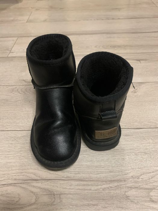 Уггі дитячі 36 розмір