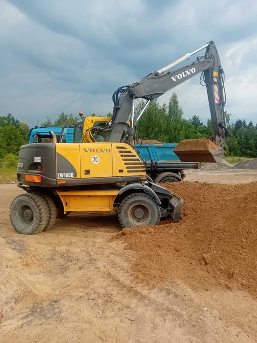 Volvo EW 160B stan bdb cała w oryginale 2 łyżki sprzedaż prywatna Jcb