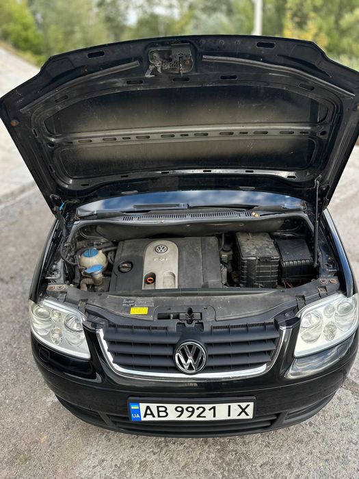 VW Touran 1.6 Fsi