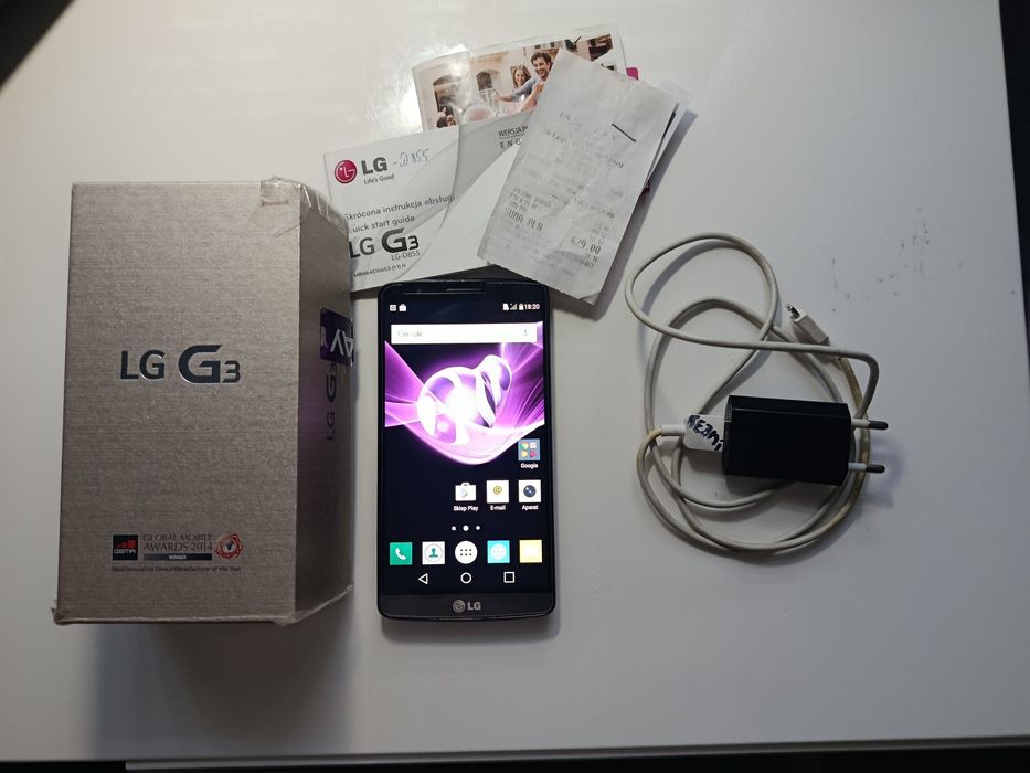 Telefon LG g3 z ładowarką i szkłem