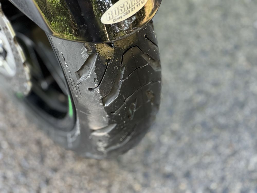 KAWASAKI GTR 1400 Akrapovic Kufry Szyba