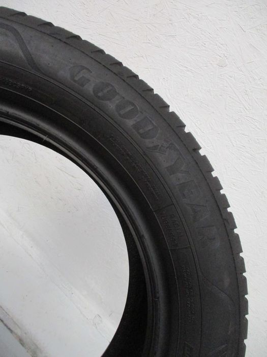 1x 205/55R16 Goodyear Vector 4seasons G3 5,8mm 23r.