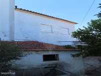 Moradia T4 para venda
