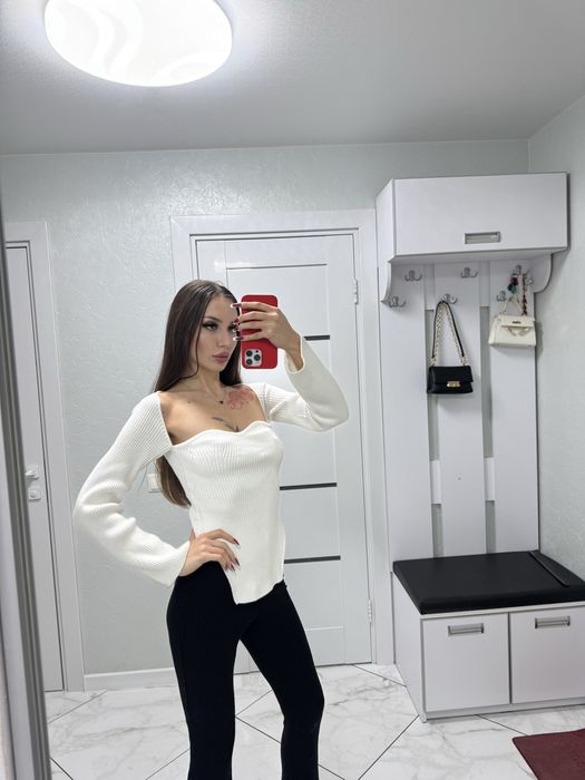 Трендова подовжена кофтинка