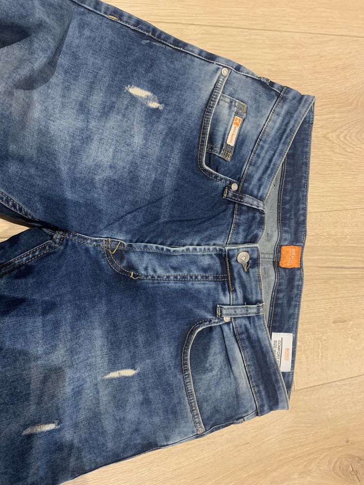 Jeans meskie HUGO BOSS L